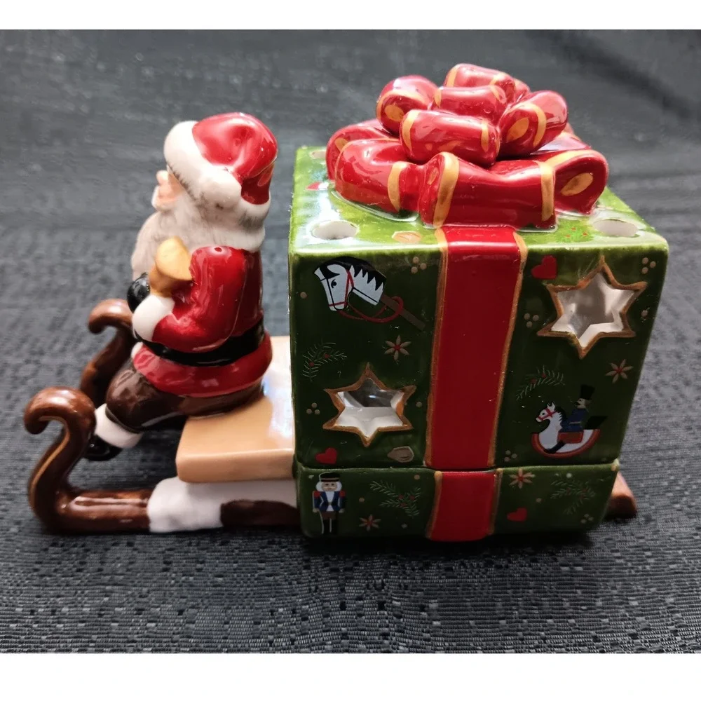 Villeroy & Boch Christmas Light Santa on Sleigh Tea Light Holder 14-8372-3980